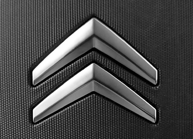 Logotipo de Citroen 640x460