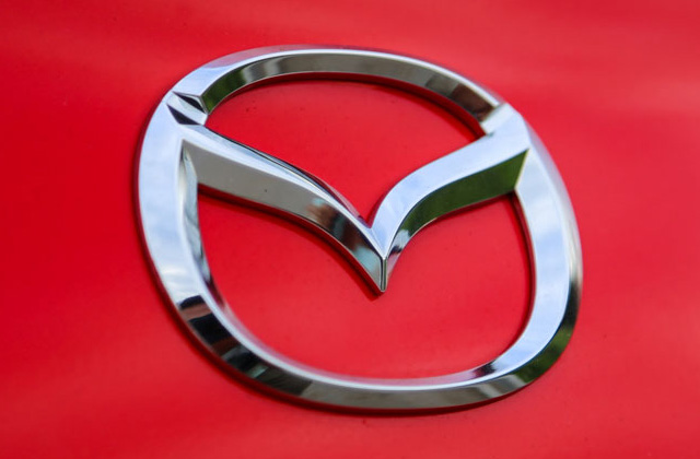 Logotipo de Mazda 640x420