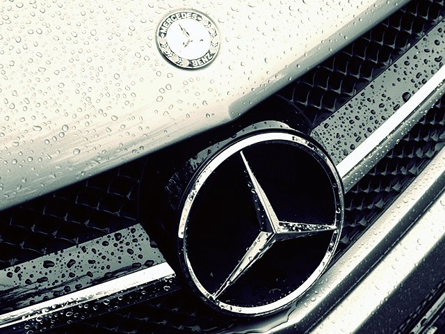 Logotipo de Mercedes-Benz 640x480