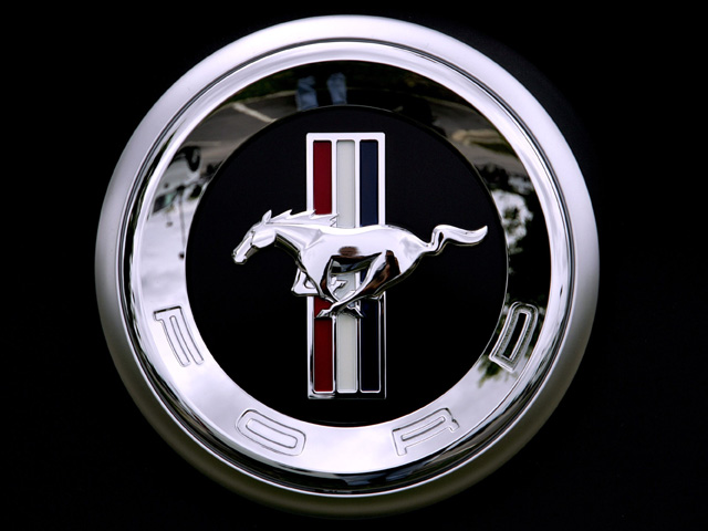 Símbolo de Mustang 640x480